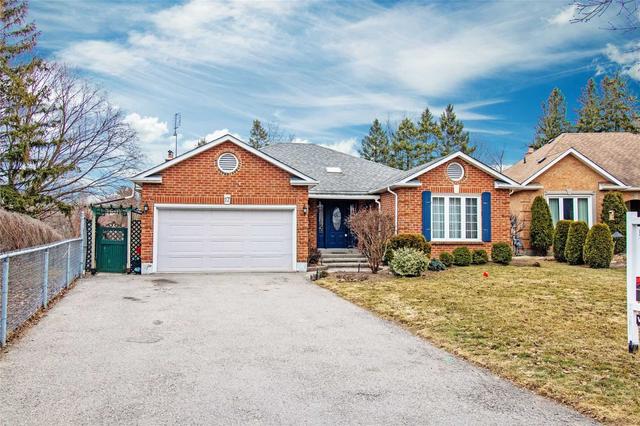 17 Valleycrest Dr, House detached with 2 bedrooms, 3 bathrooms and 6 parking in Clarington ON | Image 12