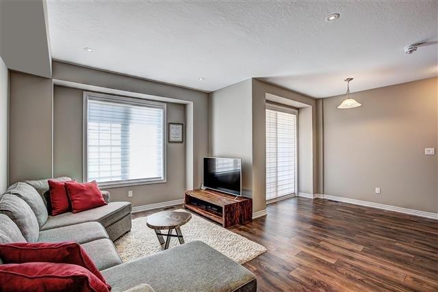 387 Grantham Common, Townhouse with 2 bedrooms, 2 bathrooms and 2 parking in Oakville ON | Image 10