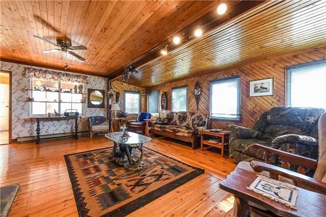 856 - 194 Lake Temagami Island, House detached with 2 bedrooms, 1 bathrooms and null parking in Temagami ON | Image 3