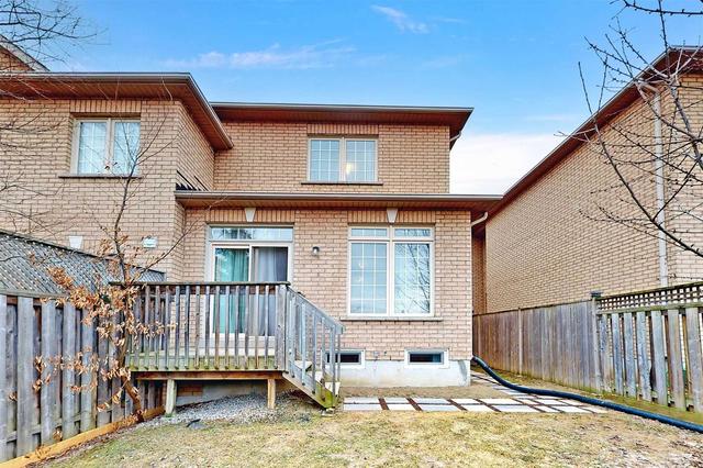 116 Cabernet Rd, House attached with 3 bedrooms, 3 bathrooms and 3 parking in Vaughan ON | Image 26