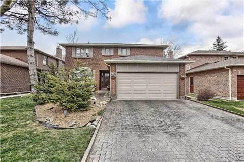 80 Golf Links Dr, House detached with 4 bedrooms, 3 bathrooms and 4 parking in Aurora ON | Image 1