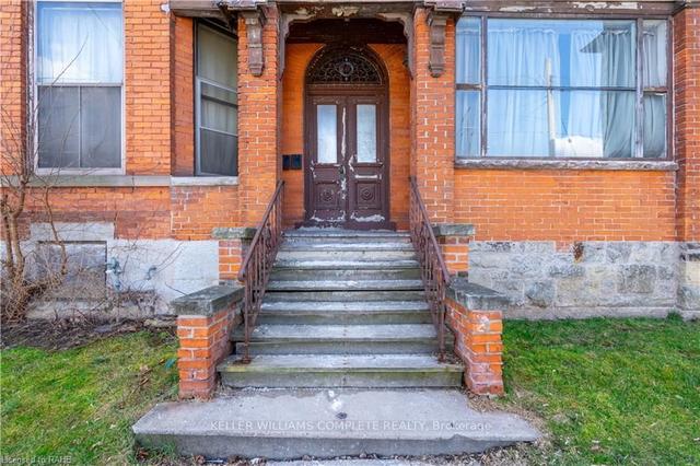 648 Main St E, House detached with 0 bedrooms, 0 bathrooms and 8 parking in Hamilton ON | Image 34