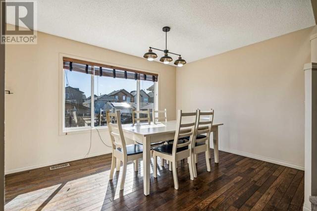 2065 New Brighton Gardens Se, House detached with 3 bedrooms, 3 bathrooms and 3 parking in Calgary AB | Image 9