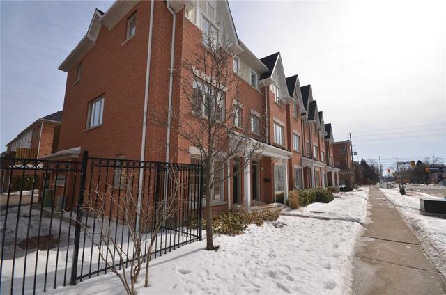 Th6 - 141 Thirteenth St, Townhouse with 2 bedrooms, 3 bathrooms and 2 parking in Toronto ON | Image 2