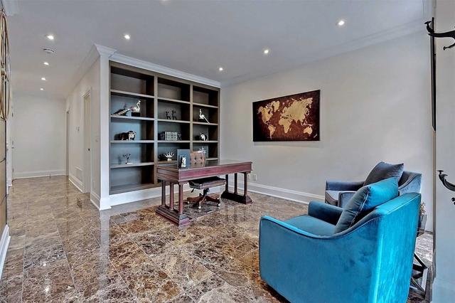 2460b Bayview Ave, House attached with 3 bedrooms, 5 bathrooms and 2 parking in Toronto ON | Image 11