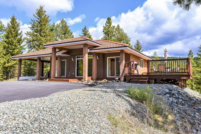 150 Peregrine Court, House detached with 2 bedrooms, 1 bathrooms and 2 parking in Okanagan Similkameen A BC | Image 1