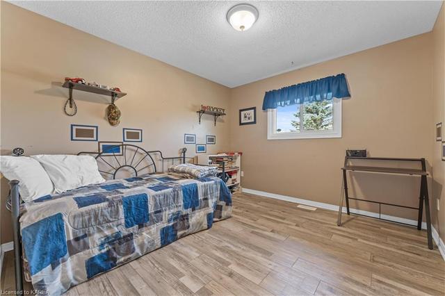 315 Amherst Drive, House detached with 4 bedrooms, 2 bathrooms and 6 parking in Loyalist ON | Image 7