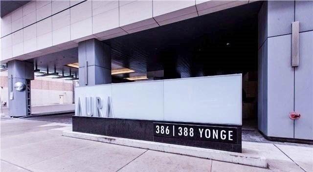 2308 - 386 Yonge St, Condo with 2 bedrooms, 2 bathrooms and 1 parking in Toronto ON | Image 1