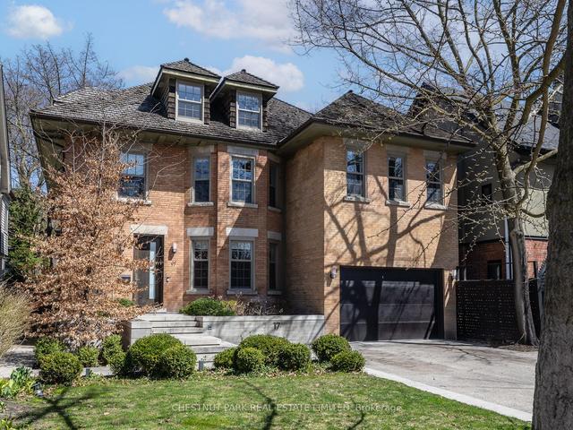 17 Warren Rd, House detached with 6 bedrooms, 5 bathrooms and 4 parking in Toronto ON | Image 12