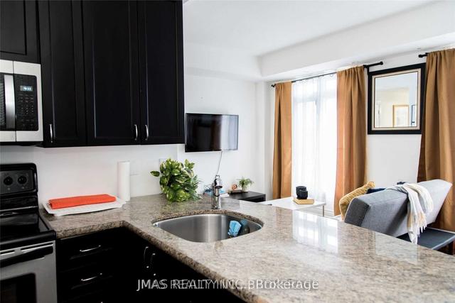 th16 - 98 Carr St, Townhouse with 1 bedrooms, 1 bathrooms and 1 parking in Toronto ON | Image 8