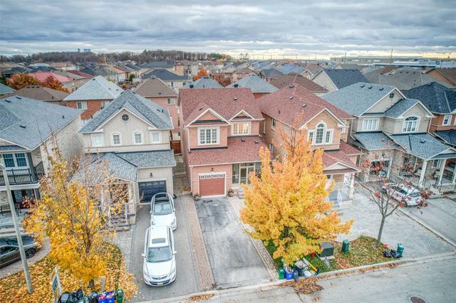 21 Daiseyfield Cres, House detached with 3 bedrooms, 4 bathrooms and 4 parking in Vaughan ON | Image 19