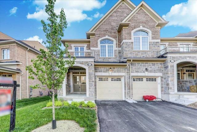 26 Brent Cres, House attached with 4 bedrooms, 3 bathrooms and 2 parking in Clarington ON | Image 1