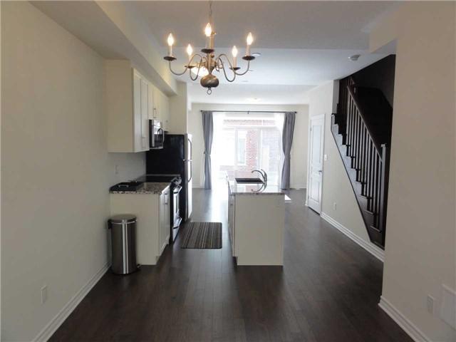 Th13 - 636 Evans Ave, Townhouse with 3 bedrooms, 3 bathrooms and 1 parking in Toronto ON | Image 5
