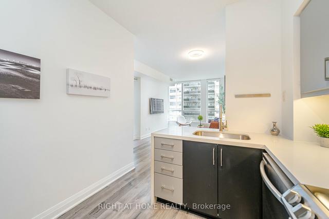 808 - 83 Redpath Ave, Condo with 1 bedrooms, 1 bathrooms and 1 parking in Toronto ON | Image 32