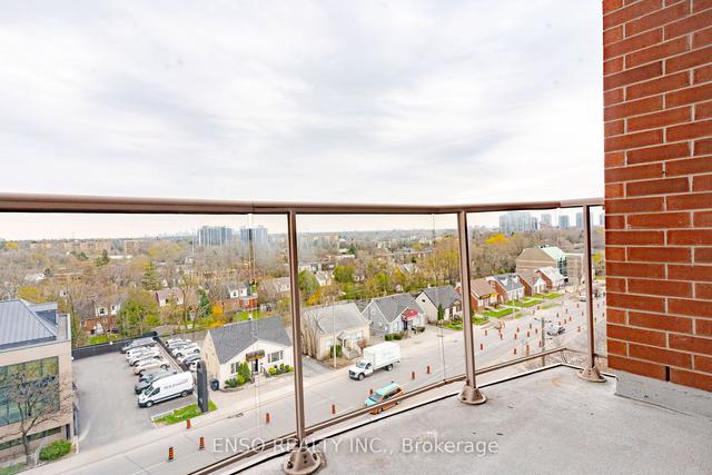 unit805 - 2 Clairtrell Rd, Condo with 2 bedrooms, 2 bathrooms and 1 parking in Toronto ON | Image 7