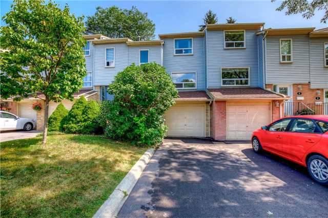 Th 7 - 1055 Shawnmarr Rd, Townhouse with 3 bedrooms, 2 bathrooms and 3 parking in Mississauga ON | Image 2