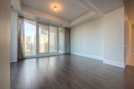 1001 - 88 Davenport Rd, Condo with 2 bedrooms, 3 bathrooms and 1 parking in Toronto ON | Image 3