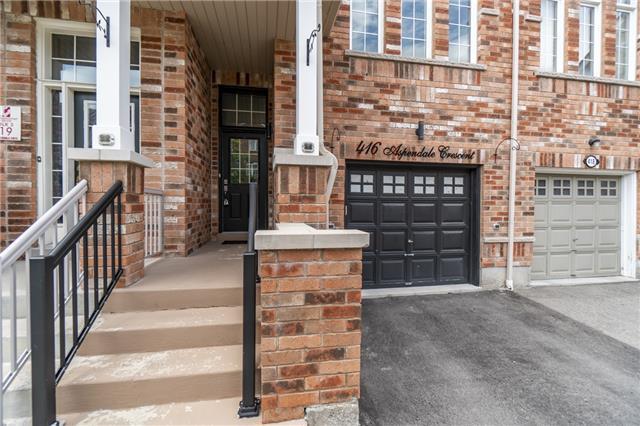 416 Aspendale Cres, House attached with 3 bedrooms, 3 bathrooms and 2 parking in Mississauga ON | Image 2