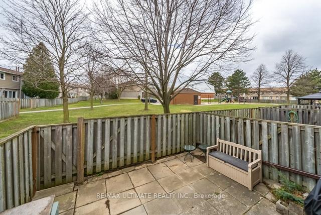 126 - 10 Angus Rd, Townhouse with 3 bedrooms, 3 bathrooms and 2 parking in Hamilton ON | Image 20