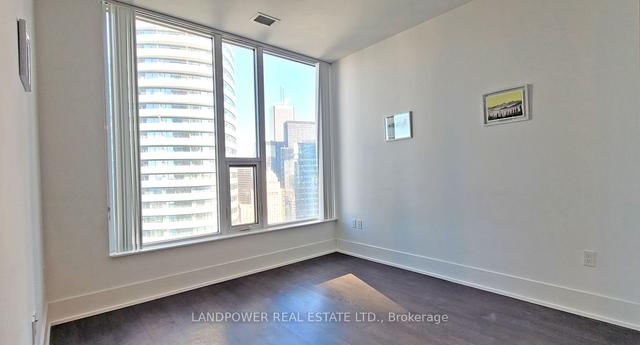 3802 - 10 York St, Condo with 1 bedrooms, 1 bathrooms and 0 parking in Toronto ON | Image 6