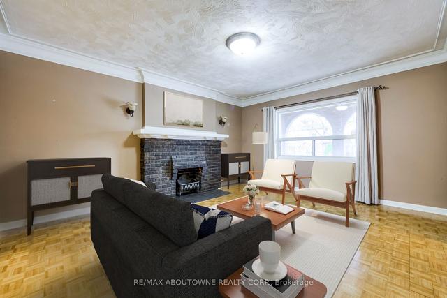 15 Normanna Ave, House detached with 3 bedrooms, 2 bathrooms and 3 parking in Toronto ON | Image 30