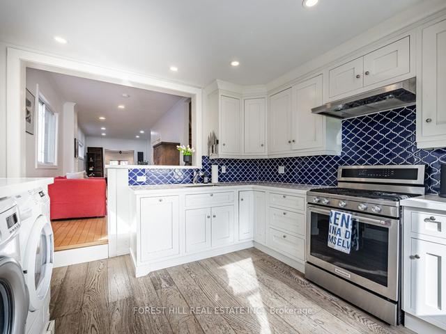 15 Olive Ave, House semidetached with 4 bedrooms, 2 bathrooms and 1 parking in Toronto ON | Image 4