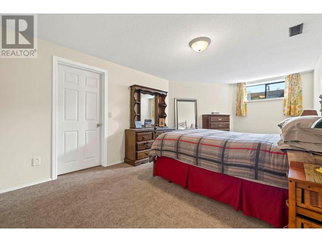 80 - 2200 Gordon Drive, House attached with 3 bedrooms, 3 bathrooms and 1 parking in Kelowna BC | Image 38