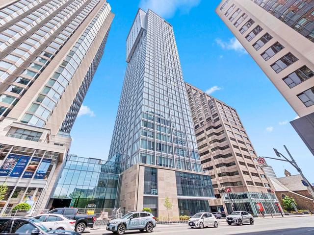 2003 - 188 Cumberland St, Condo with 1 bedrooms, 1 bathrooms and 0 parking in Toronto ON | Image 1