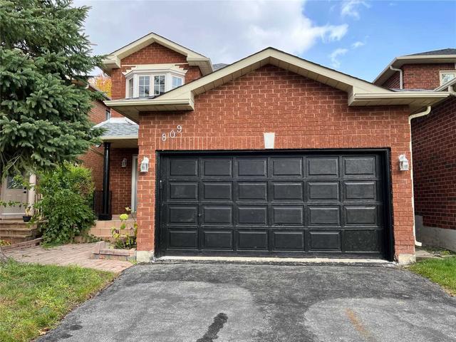 809 Hilton Blvd, House detached with 4 bedrooms, 3 bathrooms and 3 parking in Newmarket ON | Image 12