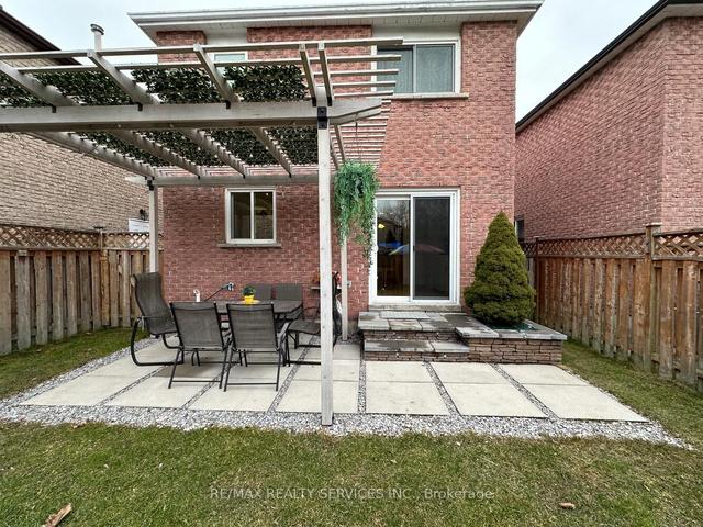 25 Cluett Dr N, House detached with 3 bedrooms, 3 bathrooms and 1 parking in Ajax ON | Image 26
