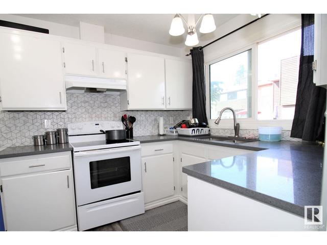 3021 139 Av Nw, House semidetached with 4 bedrooms, 2 bathrooms and null parking in Edmonton AB | Image 17