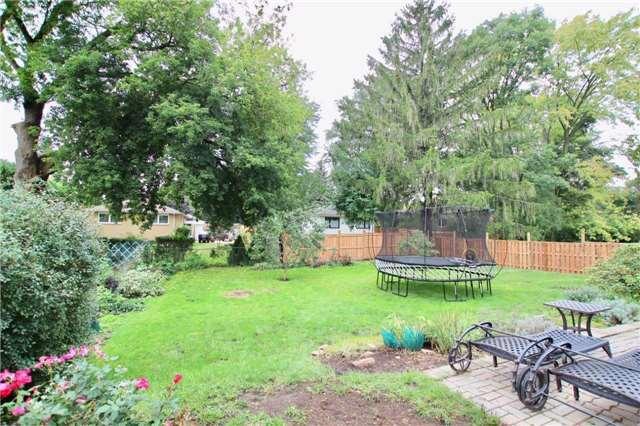 1216 April Dr, House detached with 4 bedrooms, 3 bathrooms and 4 parking in Mississauga ON | Image 4
