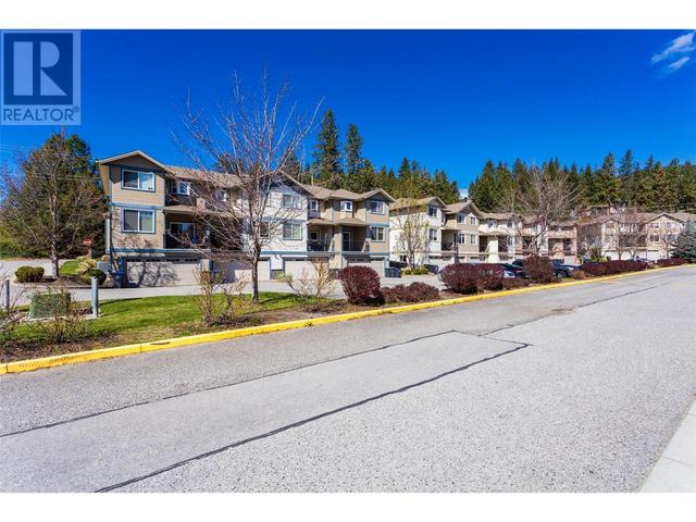 6 - 3277 Broadview Road, House attached with 3 bedrooms, 2 bathrooms and 4 parking in West Kelowna BC | Image 41