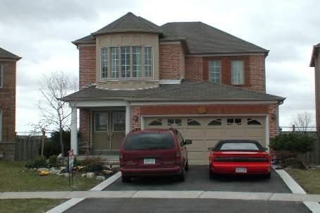 231 Matthew Dr, House detached with 3 bedrooms, 4 bathrooms and 2 parking in Vaughan ON | Image 1