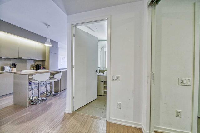 3601 - 101 Peter St, Condo with 1 bedrooms, 1 bathrooms and 0 parking in Toronto ON | Image 31