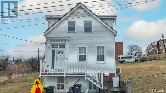 290 Tower Street, House detached with 4 bedrooms, 3 bathrooms and null parking in Saint John NB | Image 1