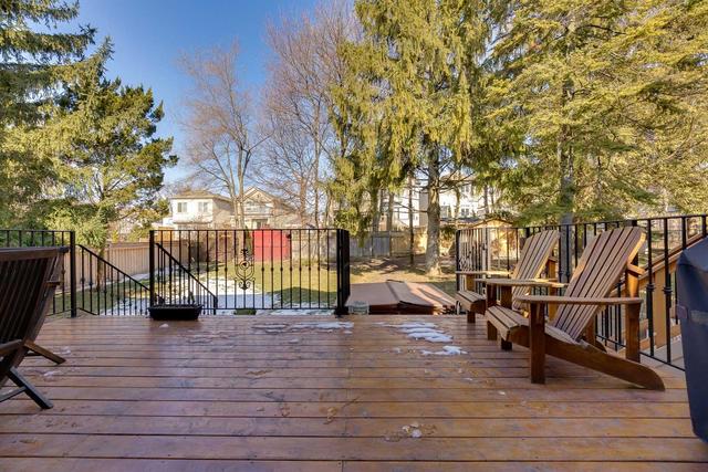 382 Melrose Ave, House detached with 4 bedrooms, 4 bathrooms and 3 parking in Toronto ON | Image 31