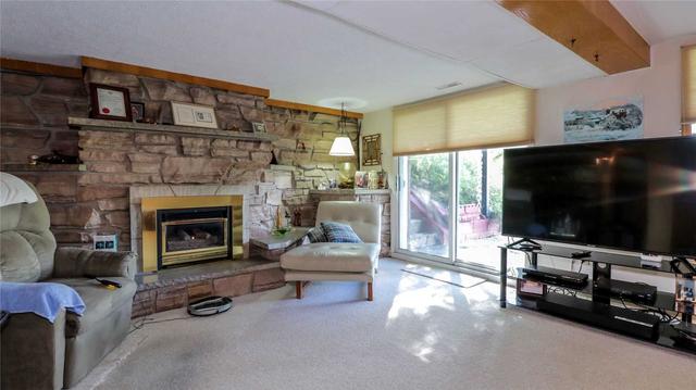 68 Edgewater Rd, House detached with 2 bedrooms, 2 bathrooms and 8 parking in Wasaga Beach ON | Image 6