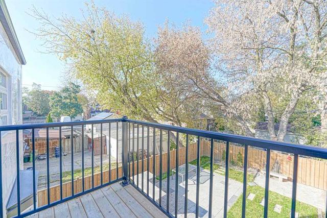 112 O'connor Dr, House detached with 4 bedrooms, 5 bathrooms and 2 parking in Toronto ON | Image 24