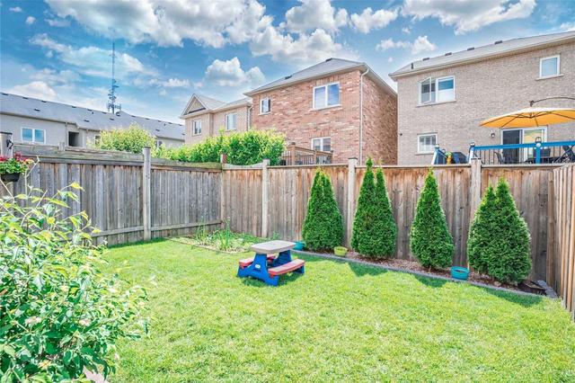 97 Todhunter Cres, House attached with 3 bedrooms, 4 bathrooms and 3 parking in Ajax ON | Image 26
