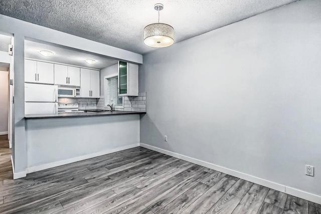 1 - 2123 34 Avenue Sw, Home with 3 bedrooms, 2 bathrooms and 1 parking in Calgary AB | Image 9