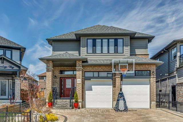 206 Carriage Way S, House detached with 6 bedrooms, 4 bathrooms and 5 parking in Waterloo ON | Image 1