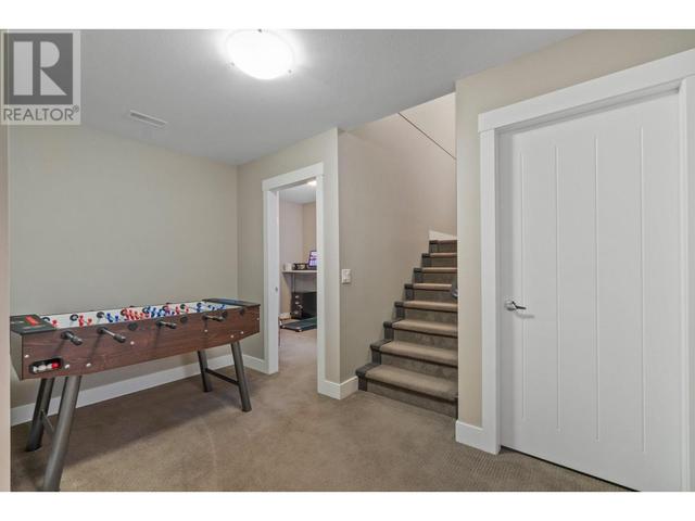 200 Lost Creek Court, House detached with 5 bedrooms, 3 bathrooms and 4 parking in Kelowna BC | Image 35
