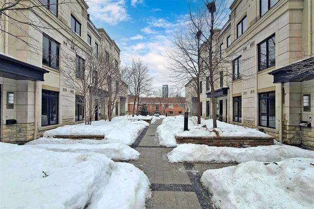 th19 - 7 Oakburn Cres, Townhouse with 3 bedrooms, 3 bathrooms and 2 parking in Toronto ON | Image 12