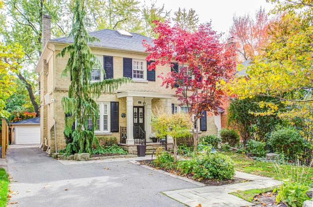 43 Ridge Hill Dr, House detached with 4 bedrooms, 4 bathrooms and 6.5 parking in Toronto ON | Image 1