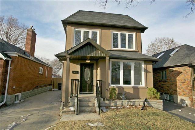 80 Dunington Dr, House detached with 3 bedrooms, 4 bathrooms and 4 parking in Toronto ON | Image 1