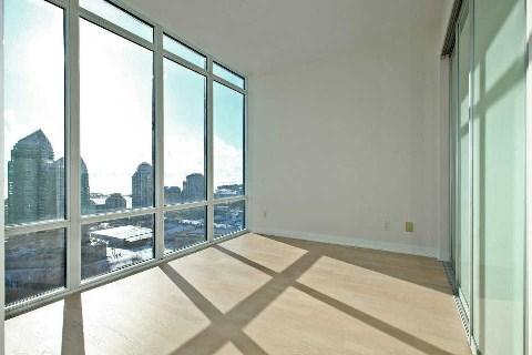 2808 - 88 Park Lawn Rd, Condo with 2 bedrooms, 2 bathrooms and 2 parking in Toronto ON | Image 6