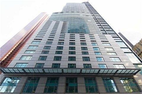 3602 - 311 Bay St, Condo with 2 bedrooms, 2 bathrooms and 1 parking in Toronto ON | Image 2