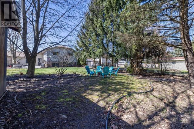 743 Second Street, House detached with 4 bedrooms, 2 bathrooms and null parking in Plympton Wyoming ON | Image 42