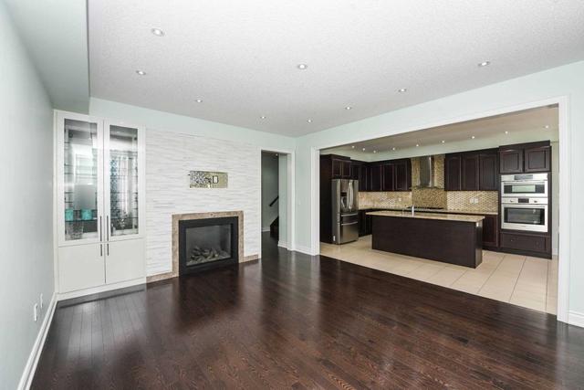 7320 Golden Meadow Crt, House detached with 4 bedrooms, 5 bathrooms and 6 parking in Mississauga ON | Image 7